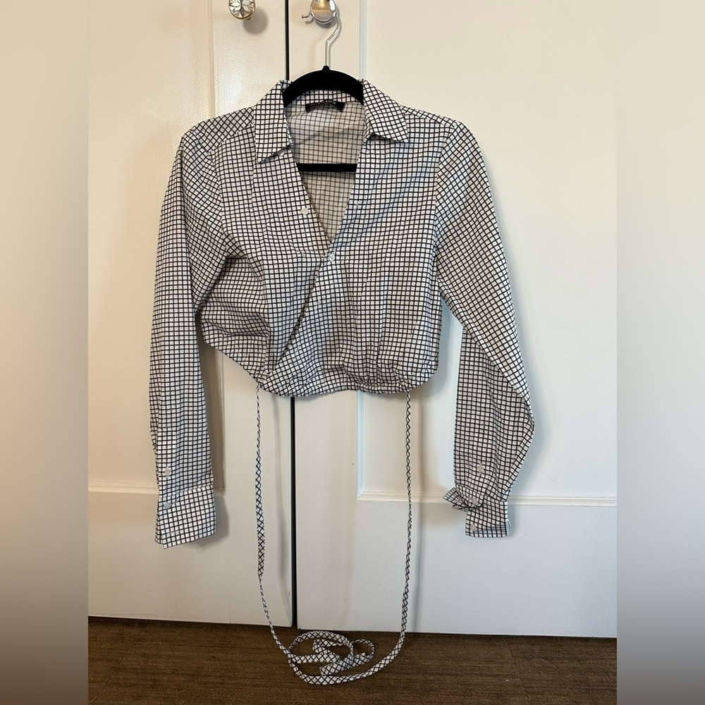Intermix gingham cropped tie blouse